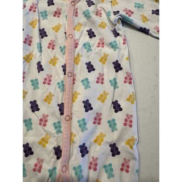 Monica & Andy Baby Size 0-3 Months Pajama Outfit Organic Cotton Gummy Bear Print - Picture 7 of 8